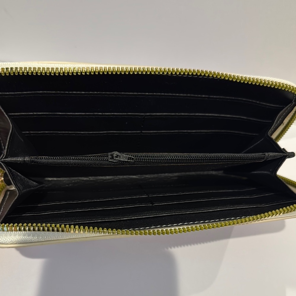 Kuromi Purple Wallet - Picture 4 of 9